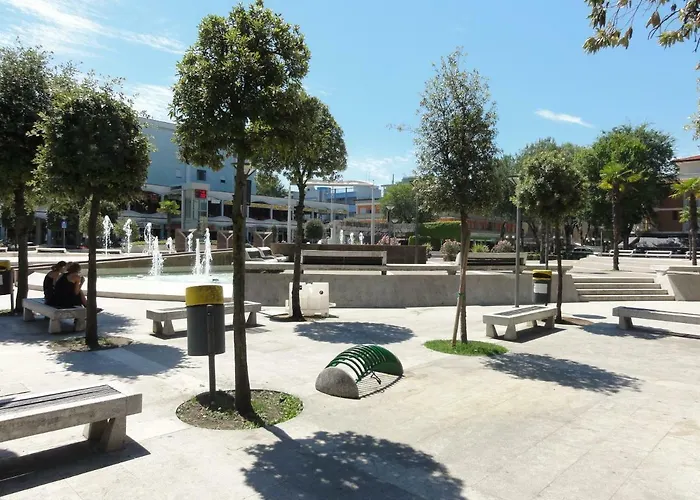 Santa Cruz * بيبيوني